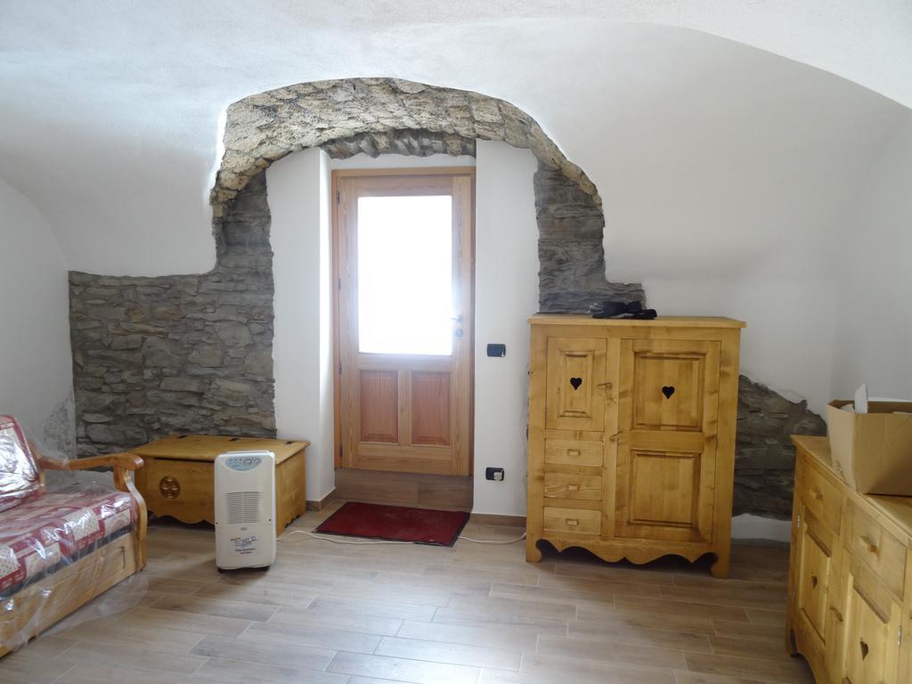 Pays Du Grand St Bernard Villa Saint-Rhemy-En-Bosses Exterior photo