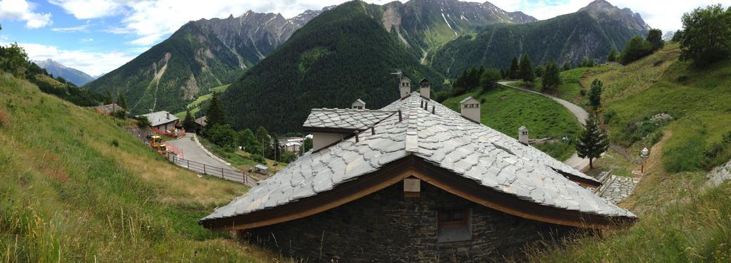 Pays Du Grand St Bernard Villa Saint-Rhemy-En-Bosses Exterior photo